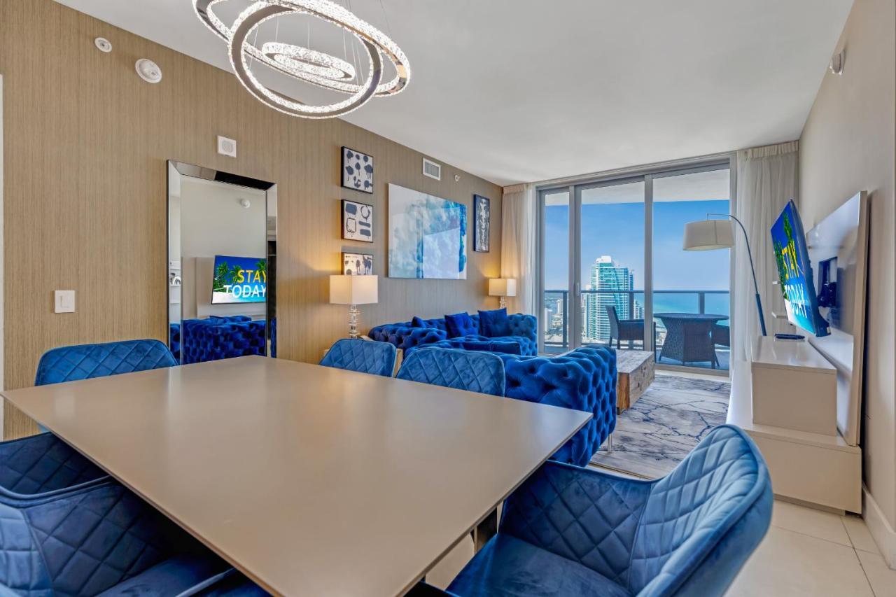 The Ultimate Resort - Beachfront 2 Bedroom Apartment With Direct Ocean View, Rooftop Pool, Hot Tub And Gym Hollywood Dış mekan fotoğraf