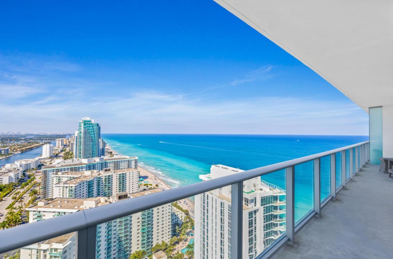 The Ultimate Resort - Beachfront 2 Bedroom Apartment With Direct Ocean View, Rooftop Pool, Hot Tub And Gym Hollywood Dış mekan fotoğraf