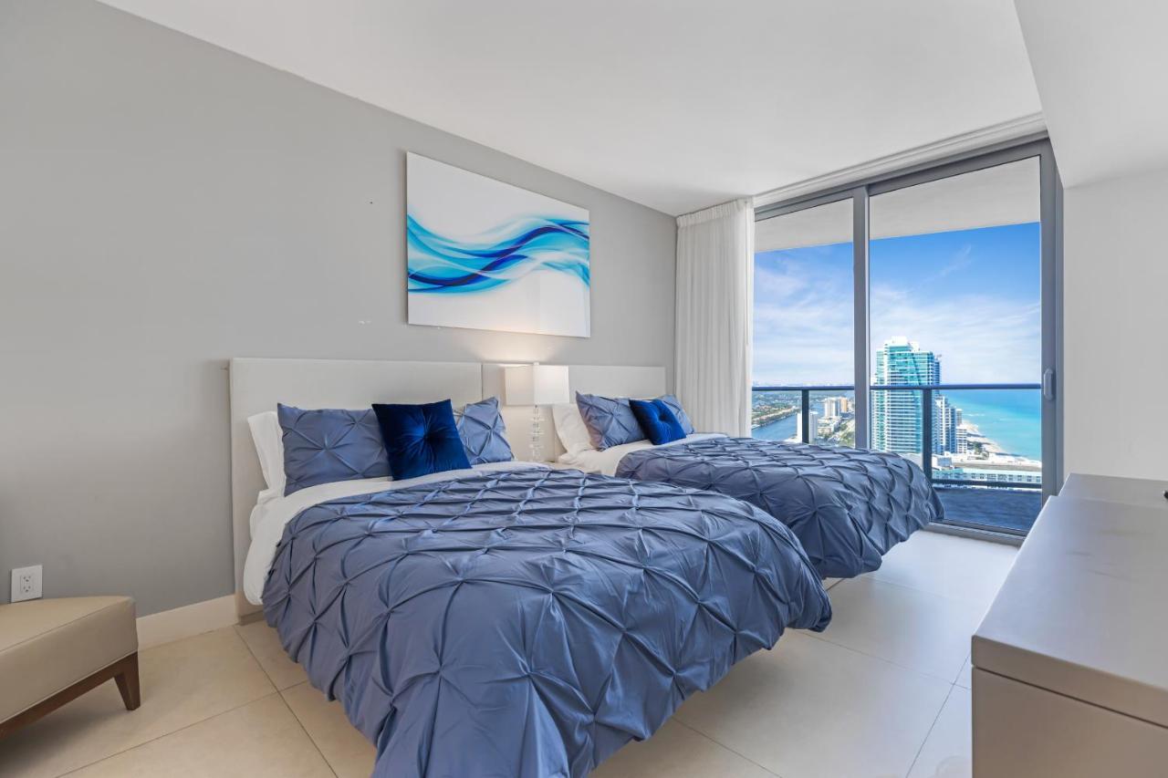 The Ultimate Resort - Beachfront 2 Bedroom Apartment With Direct Ocean View, Rooftop Pool, Hot Tub And Gym Hollywood Dış mekan fotoğraf