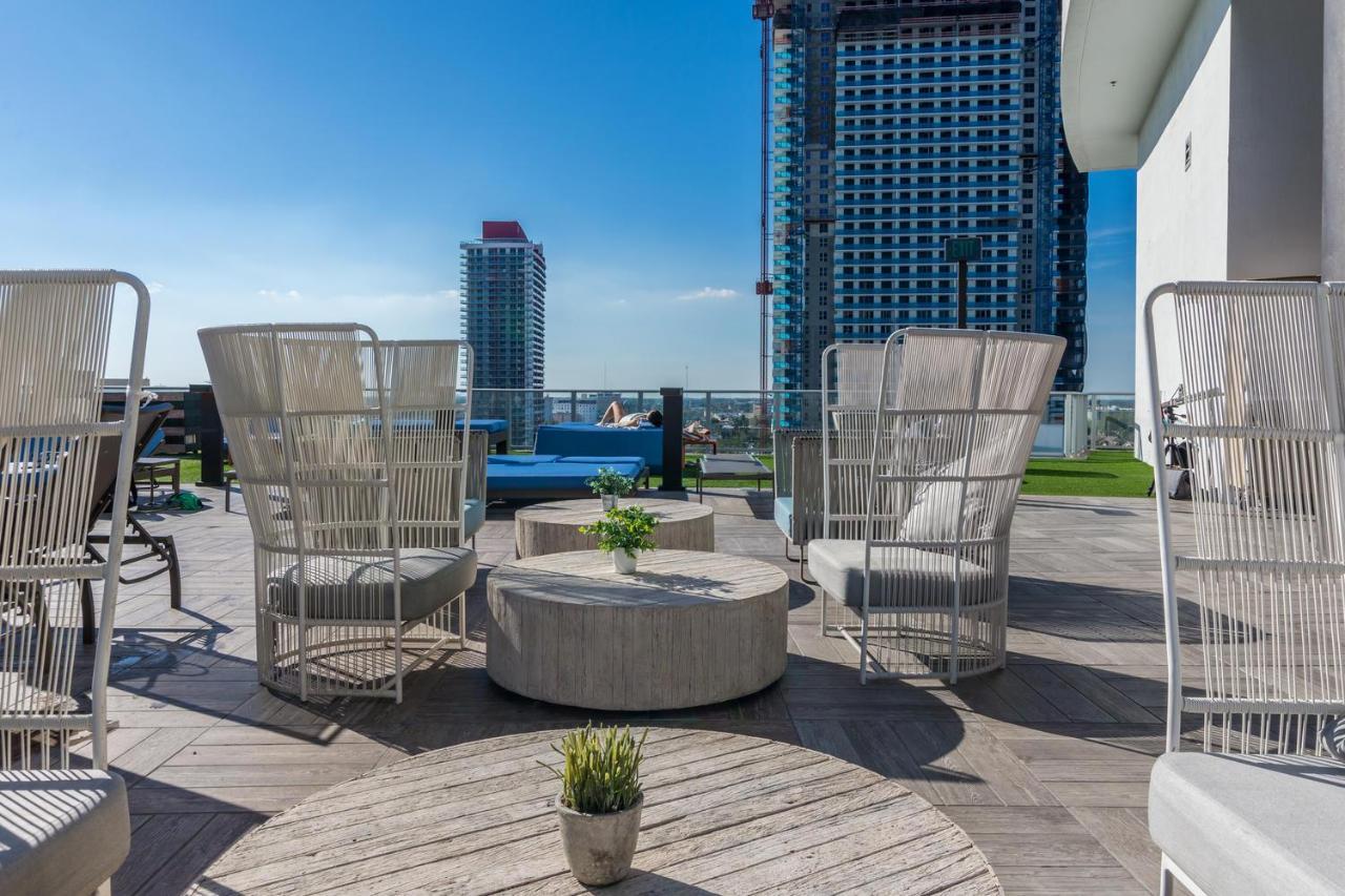 The Ultimate Resort - Beachfront 2 Bedroom Apartment With Direct Ocean View, Rooftop Pool, Hot Tub And Gym Hollywood Dış mekan fotoğraf